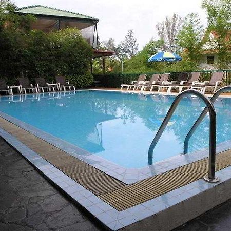 Kamala Beach Inn Пхукет Екстер'єр фото