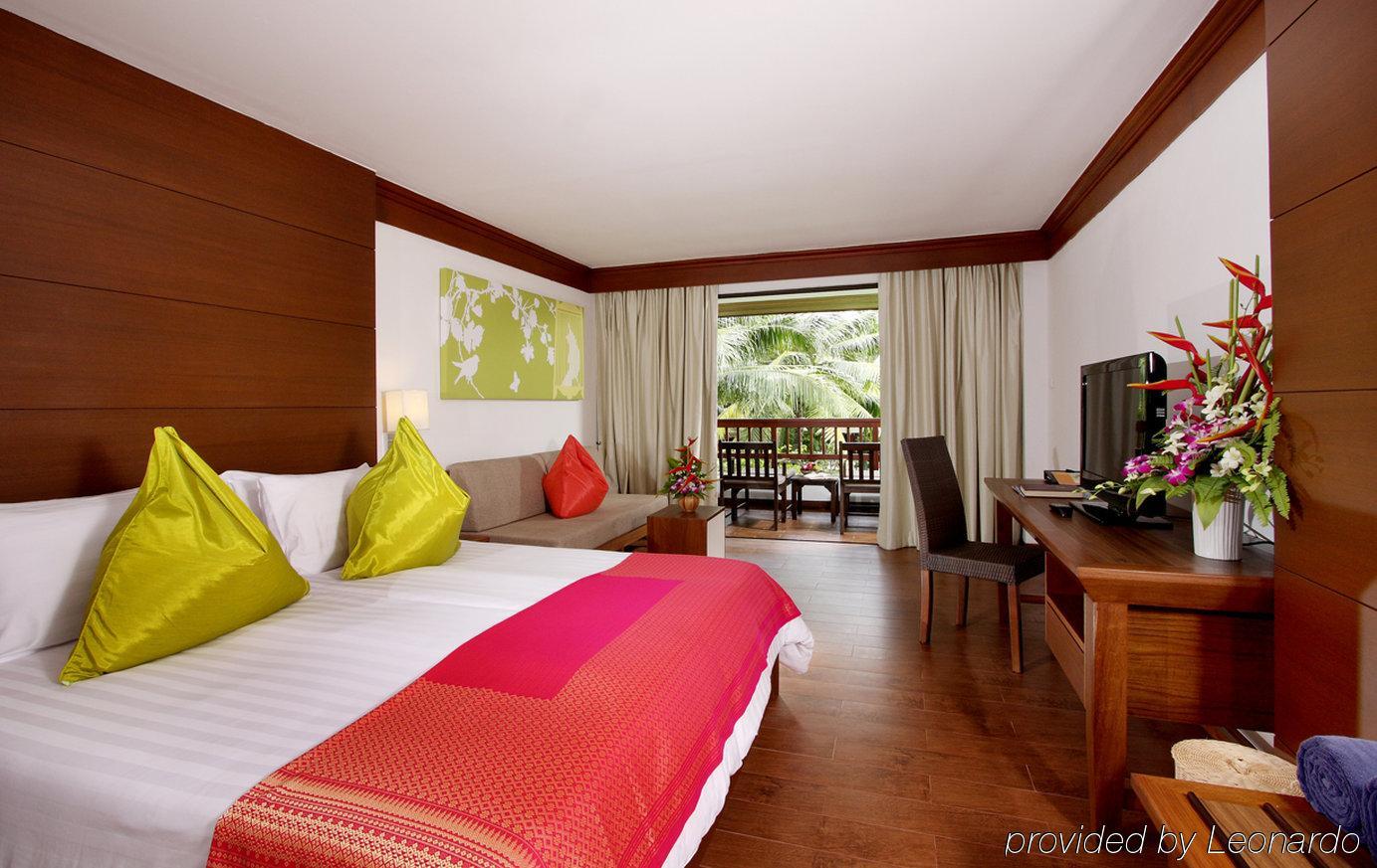 Kamala Beach Inn Пхукет Екстер'єр фото